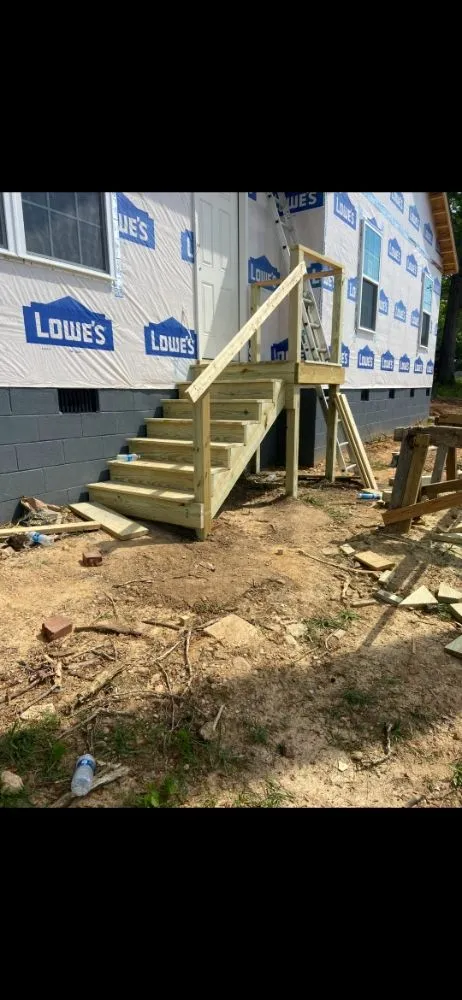 Top-rated outdoor landscaping in Wadesboro, NC by Honeycutt's Lawn Care