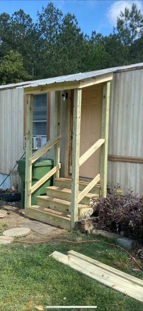 Custom yard maintenance in Wadesboro, NC by Honeycutt's Lawn Care