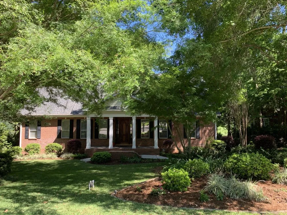 Trusted landscaping services with custom design across Tallahassee, FL - Honeydew Solutions