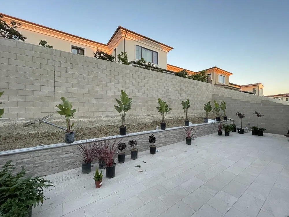 Custom garden landscaping experts serving Irvine, CA - HongHai Realty Services