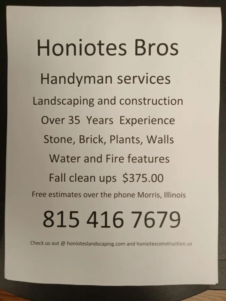 Custom residential landscaping in Morris, IL by Honiotes Bros