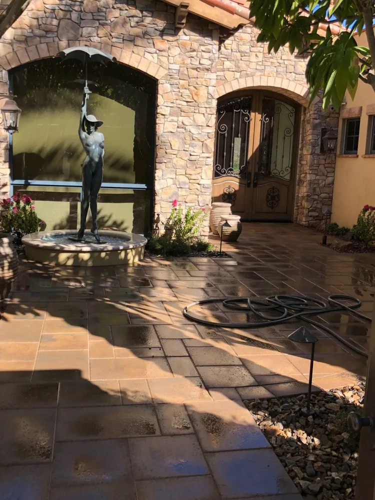 Reliable yard cleanup service in Rancho Mirage, CA by Honor Landscape