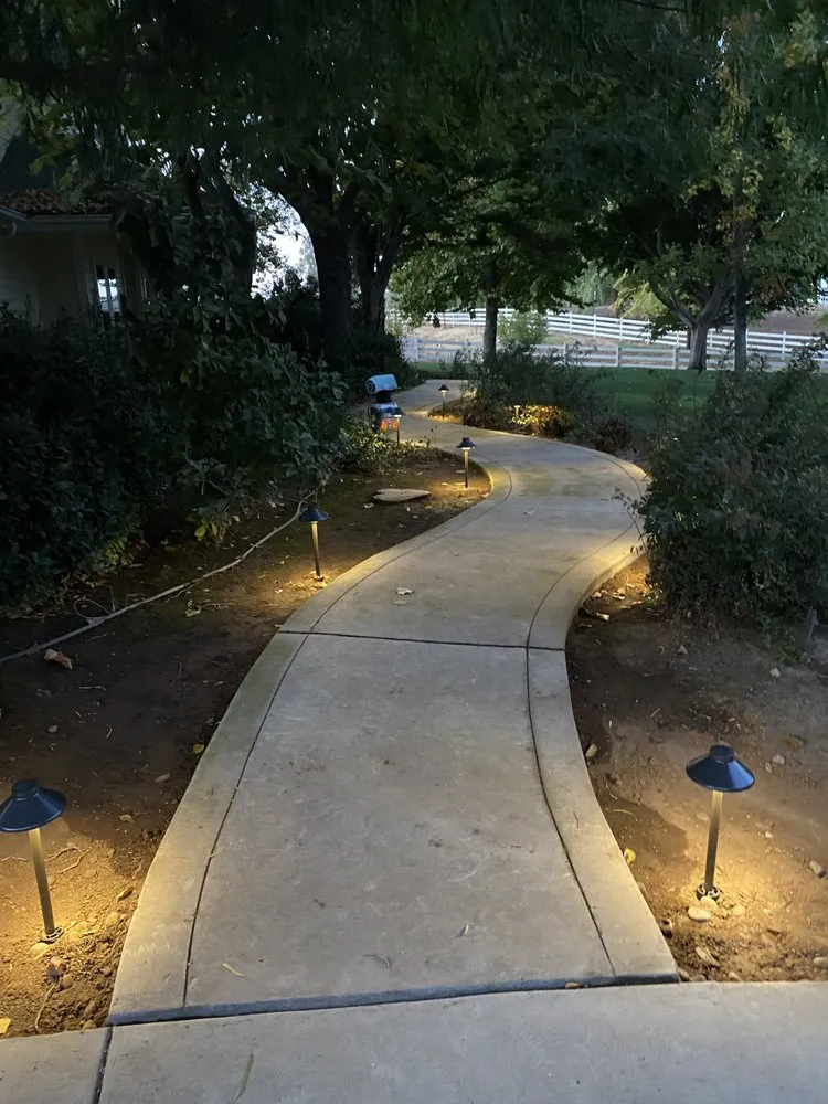 Trusted outdoor landscaping experts serving Fresno, CA - Hood Landscaping