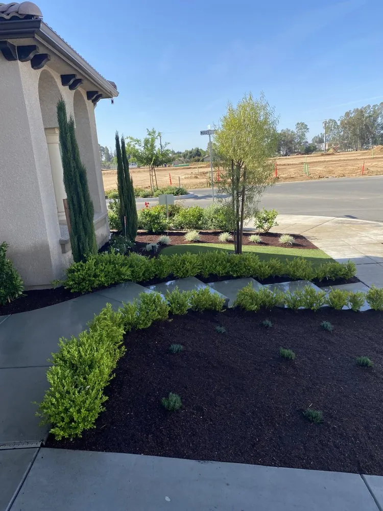 Affordable landscape installation with custom design in Fresno, CA by Hood Landscaping