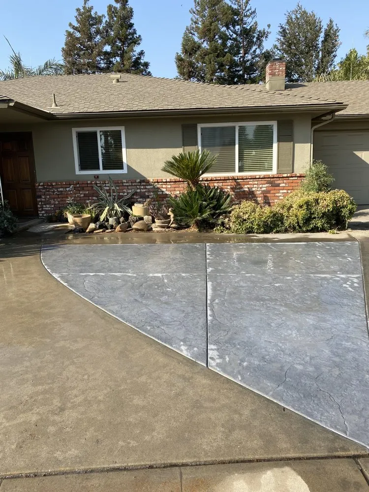 Custom yard maintenance for beautiful yards across Fresno, CA - Hood Landscaping