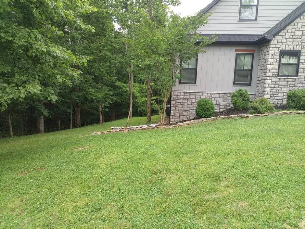 Top-rated landscape installation experts serving Georgetown, KY - Hoods Everything You Need An Want Masonry An Landscaping