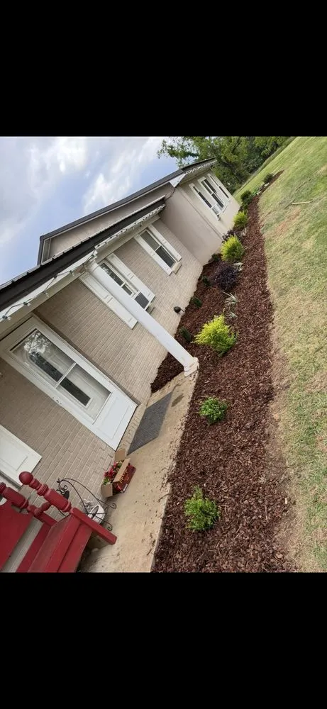 Local yard maintenance in Eupora, MS - Hood’s Lawncare & Landscape