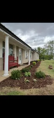 Hood’s Lawncare & Landscape