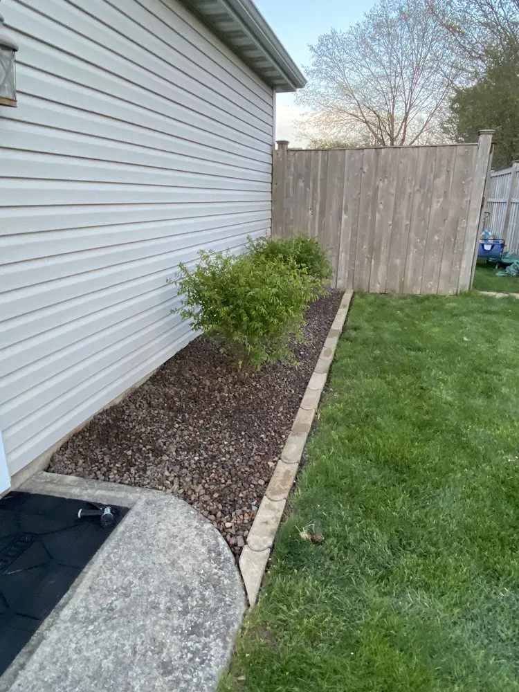 Trusted lawn care service in Mokena, IL - Hook's Landscaping