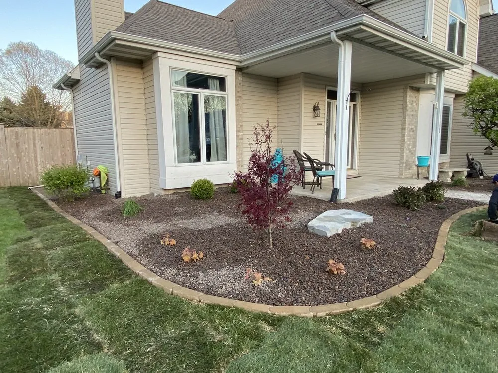 Top-rated yard cleanup service in Mokena, IL - Hook's Landscaping