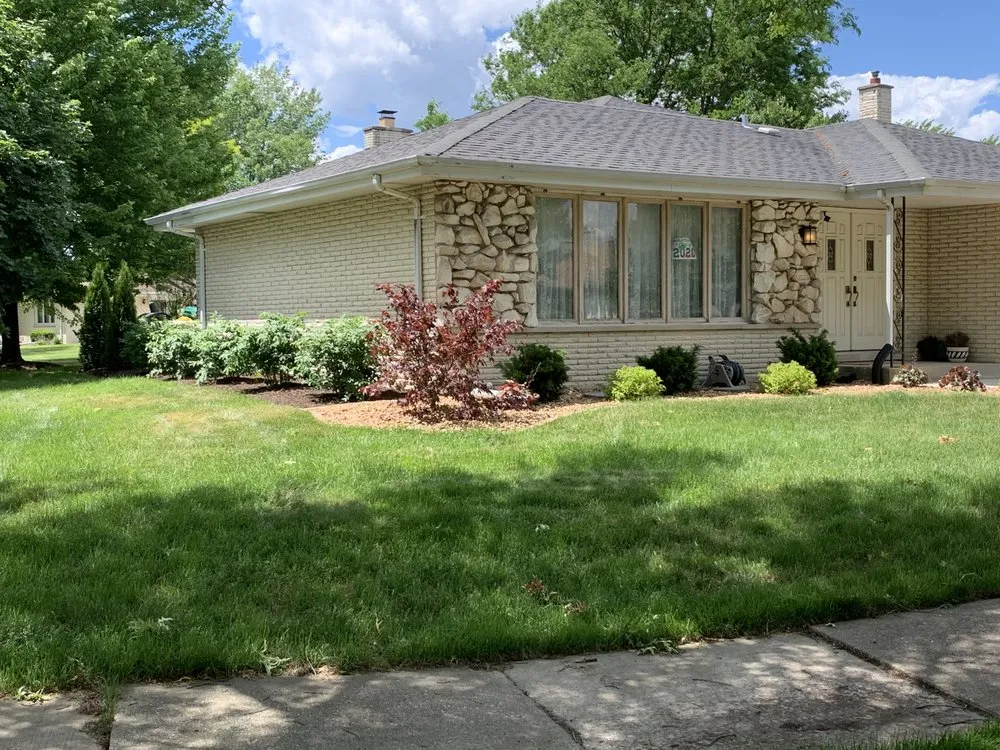 Custom landscape design for residential properties across Mokena, IL - Hook's Landscaping