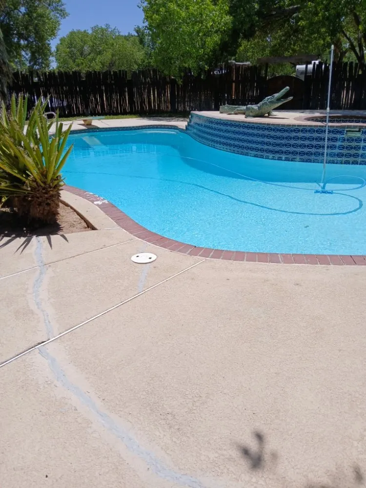 Trusted lawn mowing service in Corrales, NM - Hooley's Handyworx