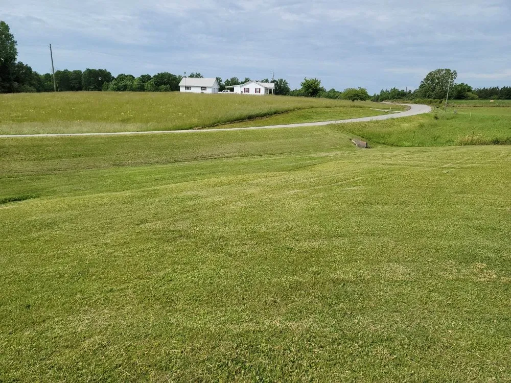 Top-rated yard maintenance in Haleyville, AL - Hoons Lawn Service and Maintenance