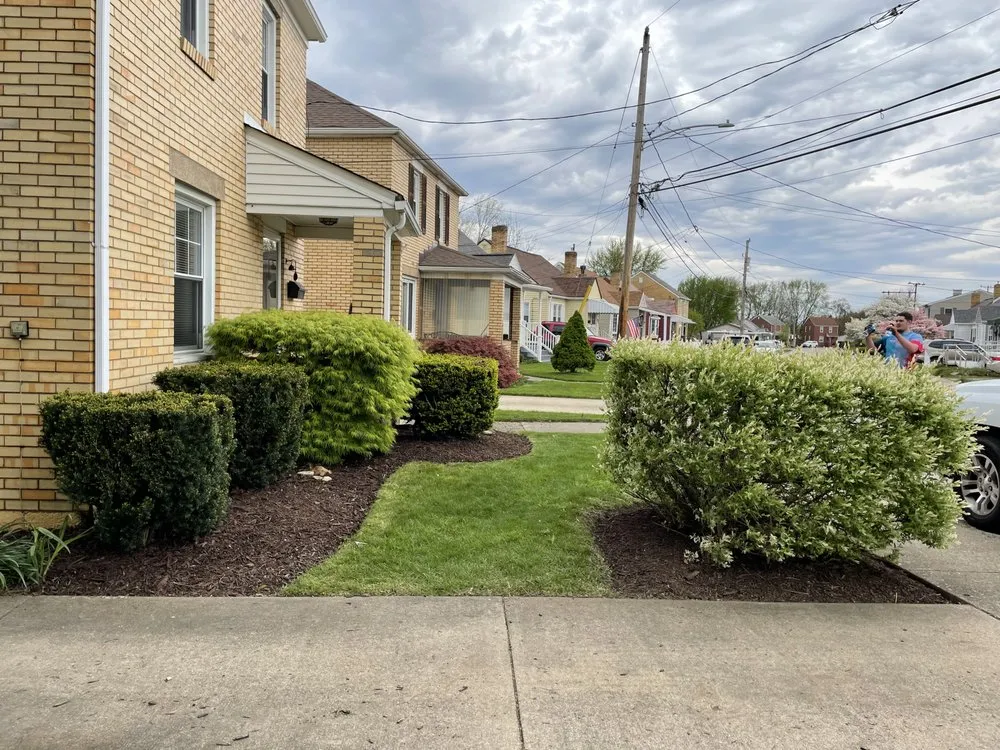 Local yard maintenance in Baden, PA - Hooper’s Lawn Care