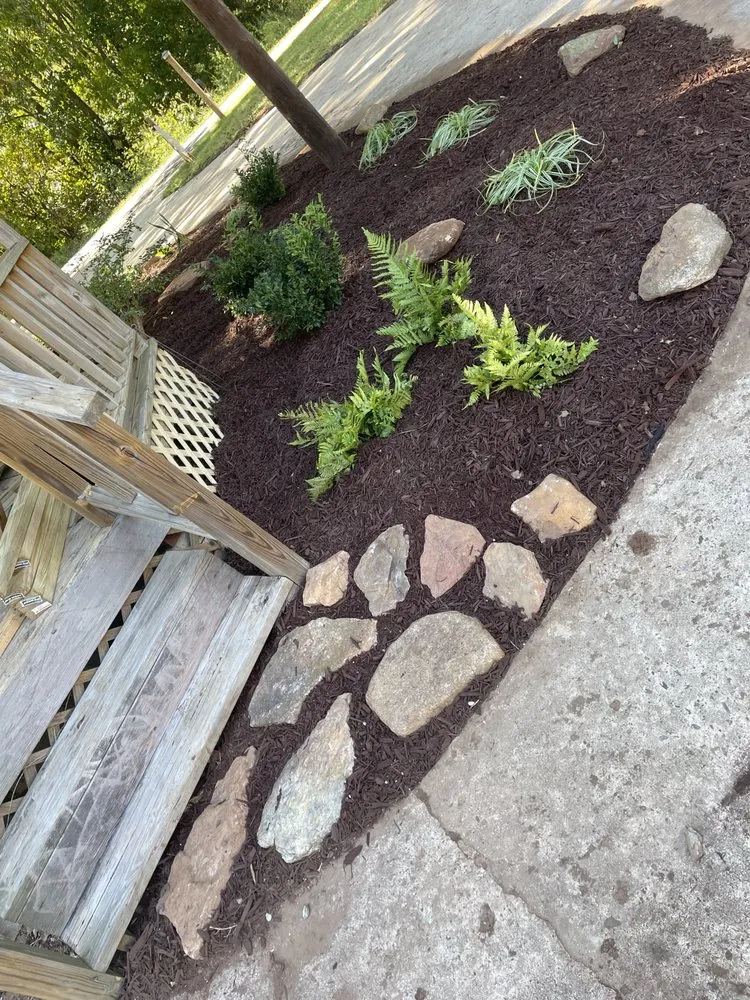 Affordable lawn care service in Dallas, NC - Hoopers Lawn Service