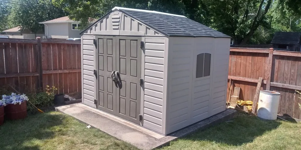 Local landscaping services experts serving Hammond, IN - Hoosier Handyman