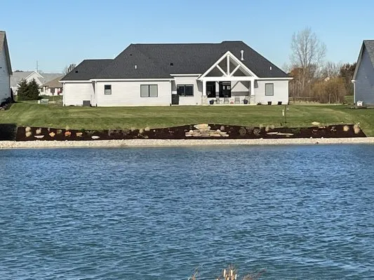 Hoot Landscape & Design Logo