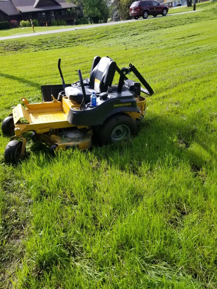 Custom yard maintenance in Indianapolis, IN by Hoots Pro Services