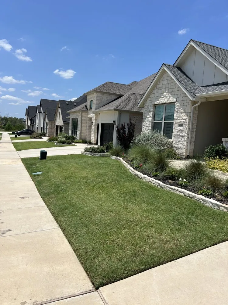 Custom yard cleanup service for residential properties across Northlake, TX - Hope Lawns Of Northlake