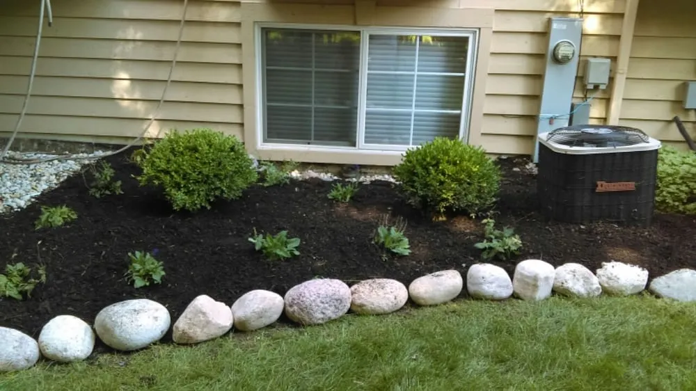 Reliable landscape design experts serving Aurora, IL - Hope's Landscaping