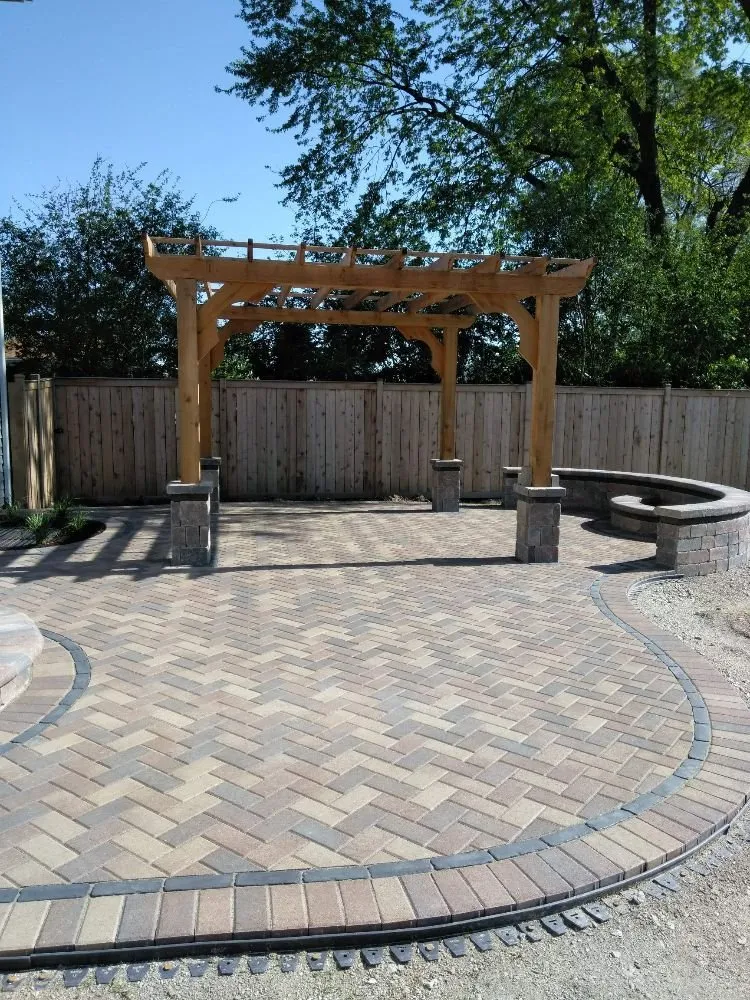 Professional landscape design in Aurora, IL by Hope's Landscaping