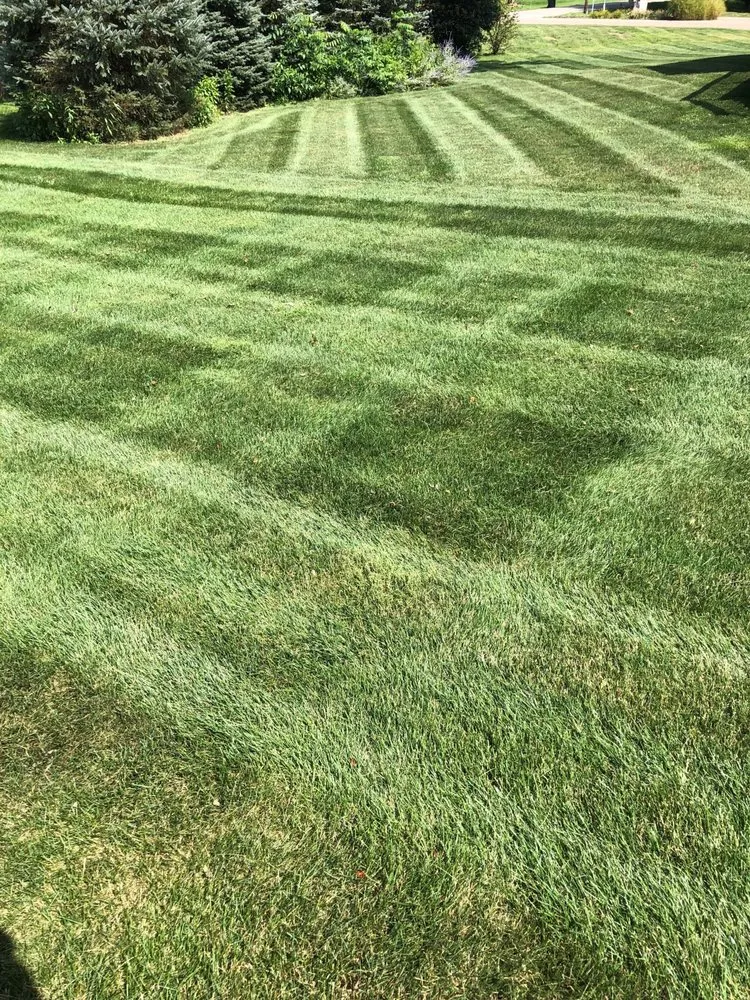 Custom lawn care service experts serving Zanesville, OH - Hopkins Lawncare Services