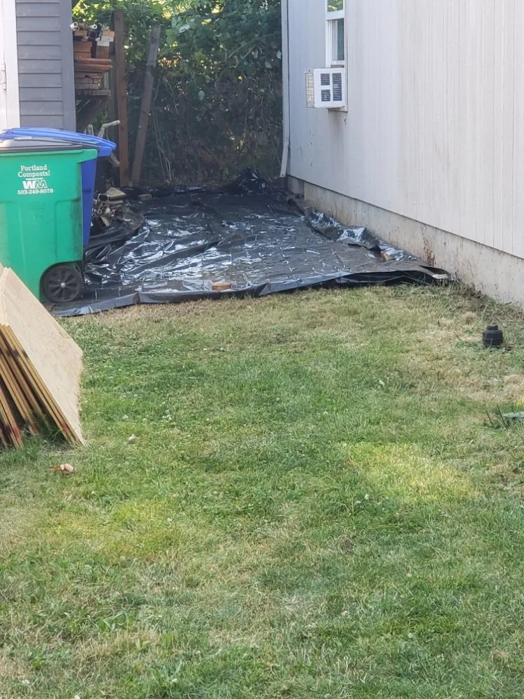 Reliable yard cleanup service in Portland, OR by Hopkins PDX Services