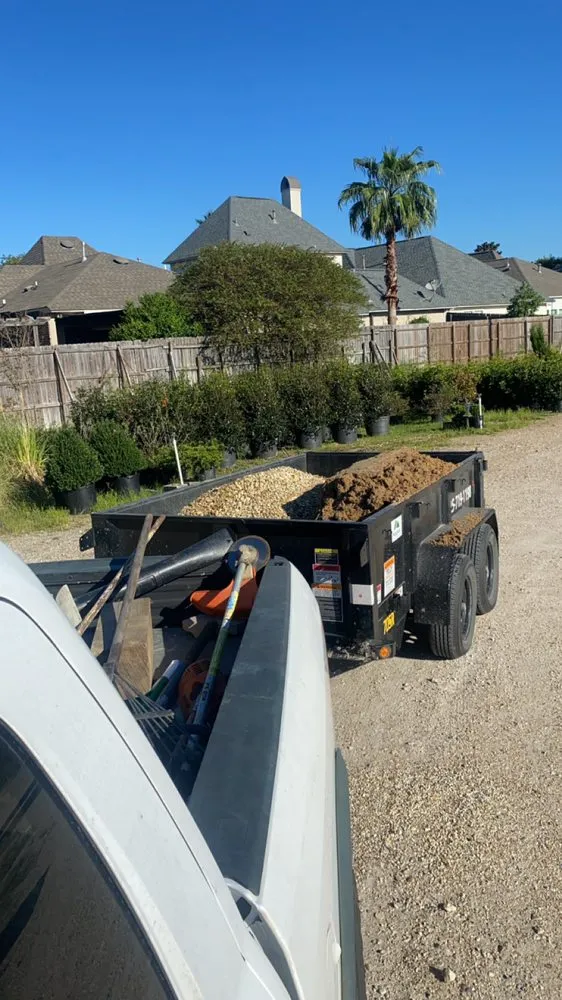 Affordable lawn mowing service near you in Slaughter, LA by Hopper’s landscape