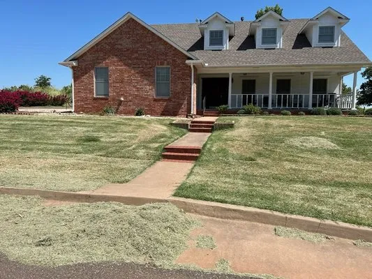 Hoppers Tree Service Lawn Care Logo