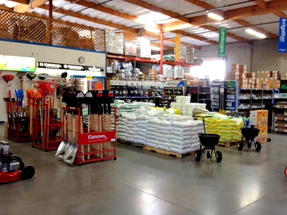 Professional garden landscaping in Rancho Cordova, CA - Horizon Distributors