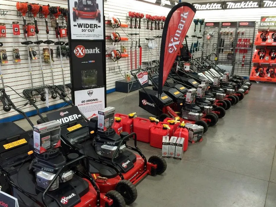 Trusted lawn care service for year-round maintenance across Rancho Cordova, CA - Horizon Distributors