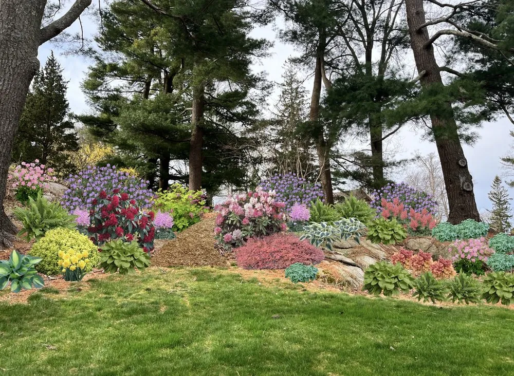 Custom yard maintenance in Essex, MA by Horizon Gardens