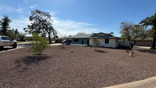 Horizon Landscape and Design Logo