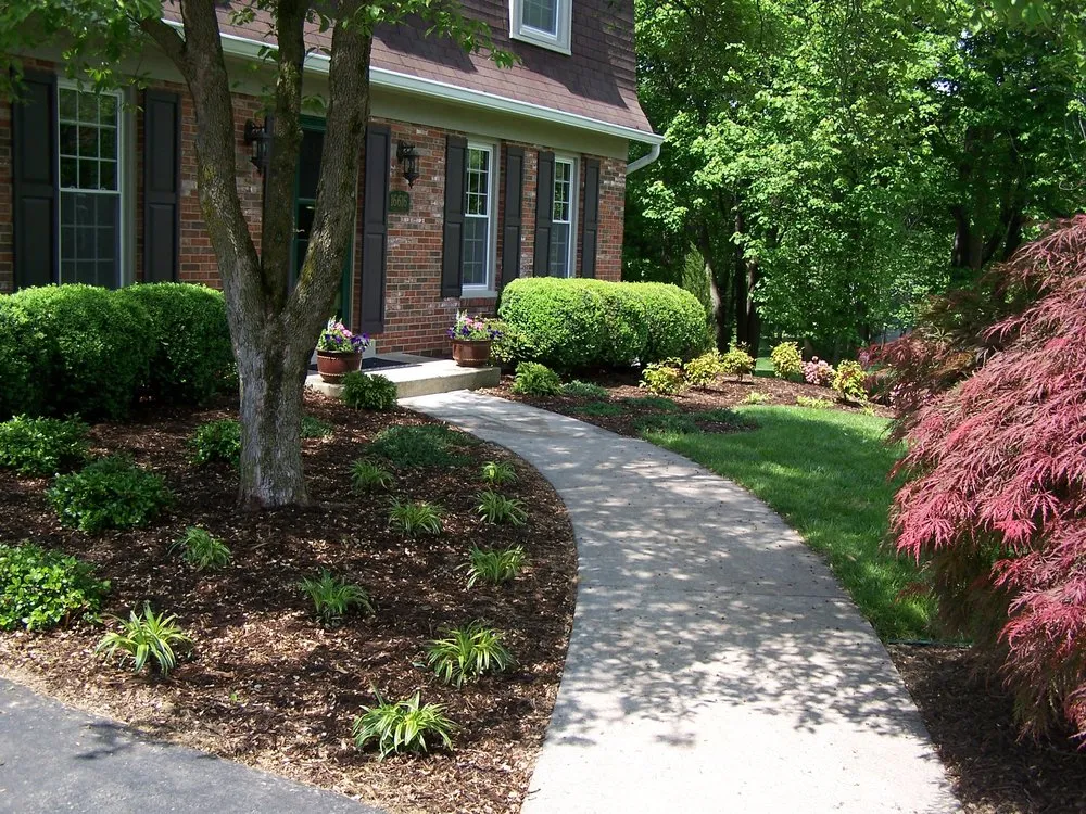 Expert lawn care service in Spencerville, MD by Horizon Landscape