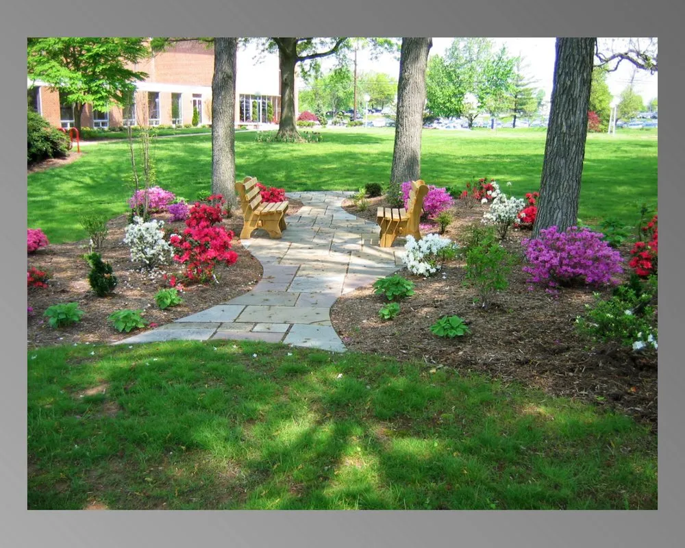 Custom lawn care service for beautiful yards across Spencerville, MD - Horizon Landscape