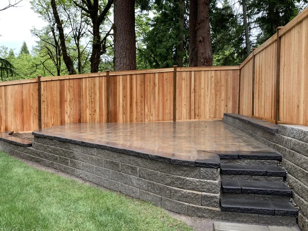 Custom outdoor landscaping in Seattle, WA by Horizon Landscaping