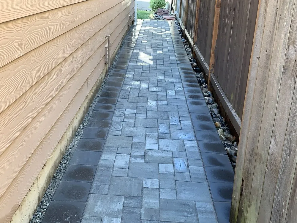 Top-rated residential landscaping experts serving Seattle, WA - Horizon Landscaping