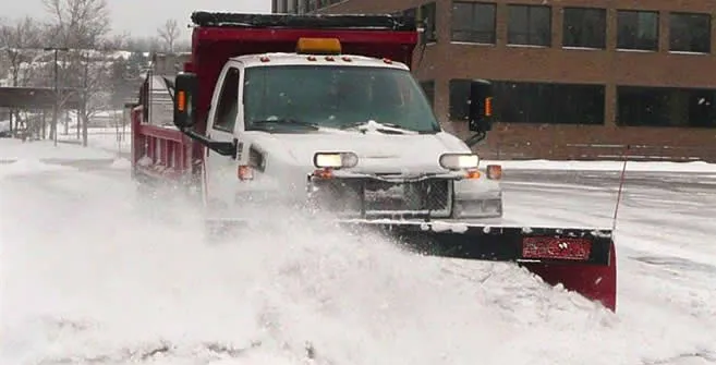 Top-rated yard maintenance experts serving Kansas City, MO - Horizon Lawn & Landscape