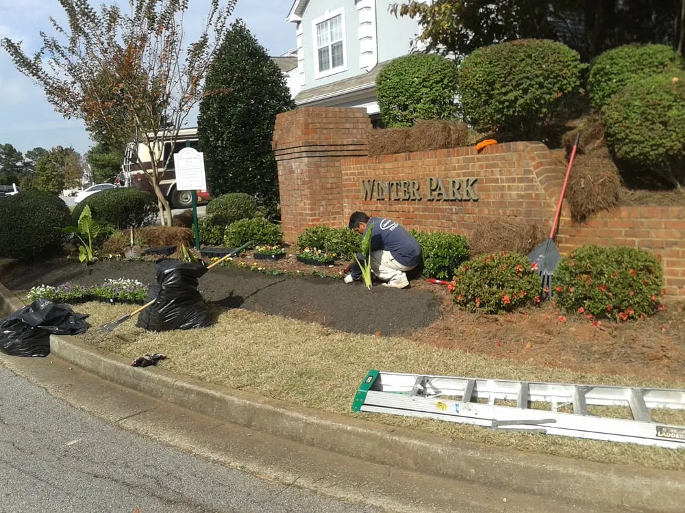 Local landscaping services experts serving Lilburn, GA - Horne Landscape