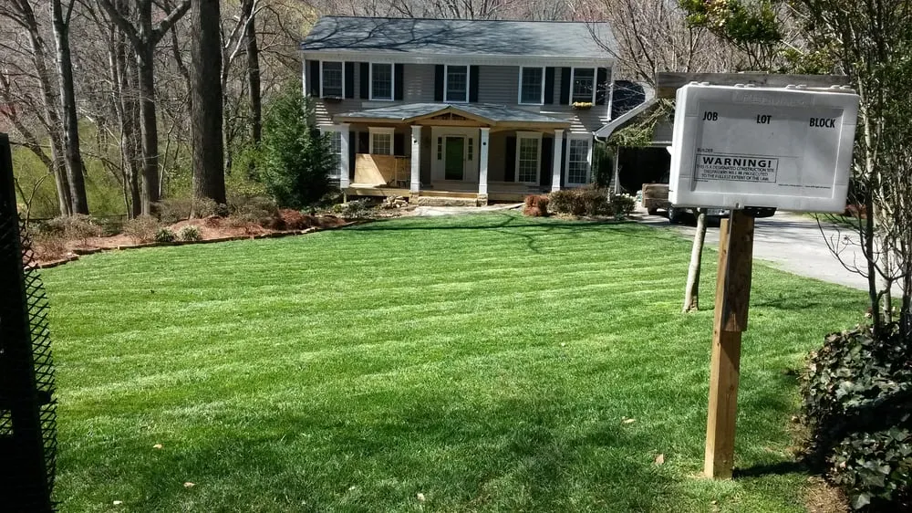 Affordable outdoor landscaping in Lilburn, GA by Horne Landscape