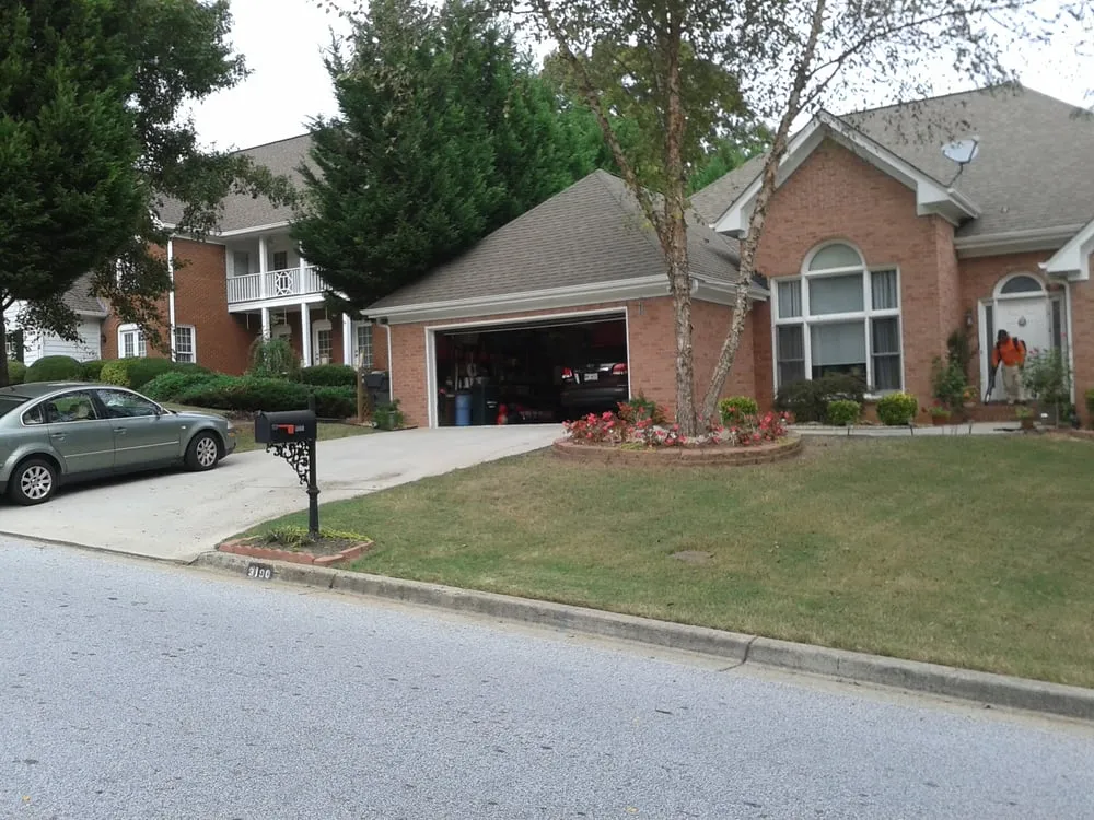 Local yard cleanup service experts serving Lilburn, GA - Horne Landscape