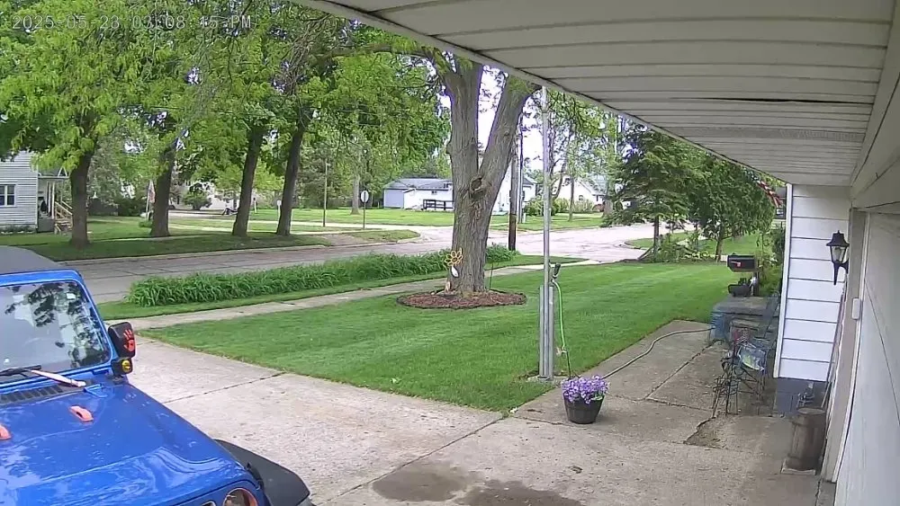 Affordable garden landscaping with custom design in Saint Johns, MI by Horning's Lawncare