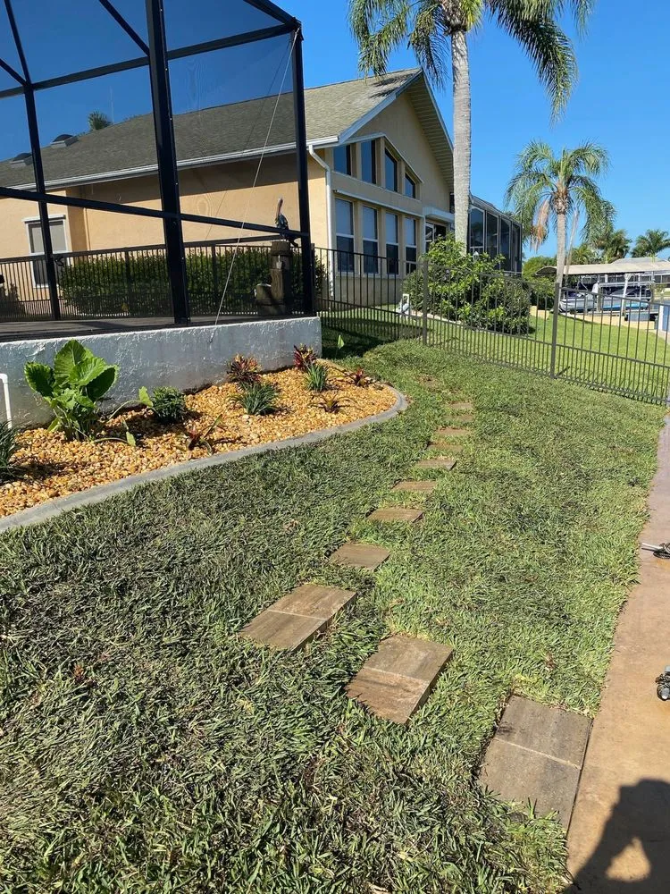 Trusted lawn mowing service in Cape Coral, FL - Horseman's Landscape