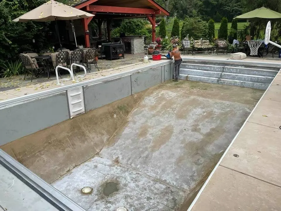 Local garden landscaping for residential properties in Noblesville, IN by Horseshoe Lawn and Pool Services