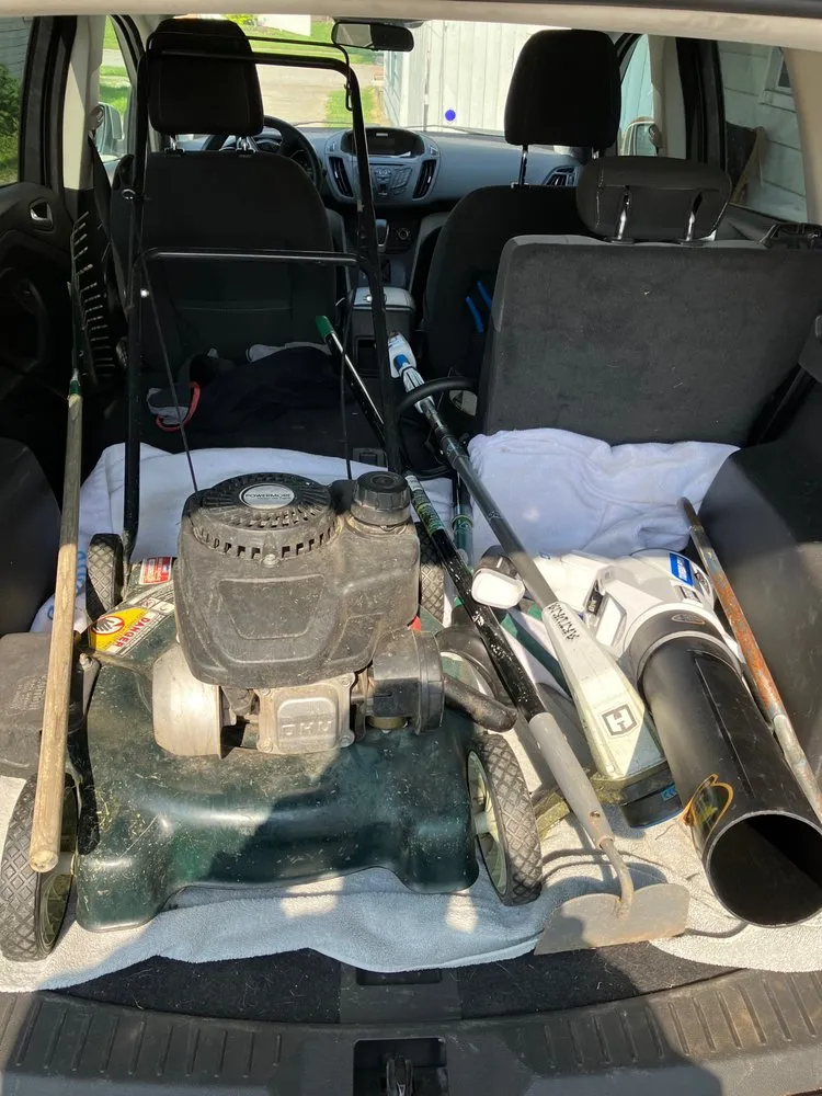 Custom outdoor landscaping for beautiful yards in Noblesville, IN by Horseshoe Lawn and Pool Services