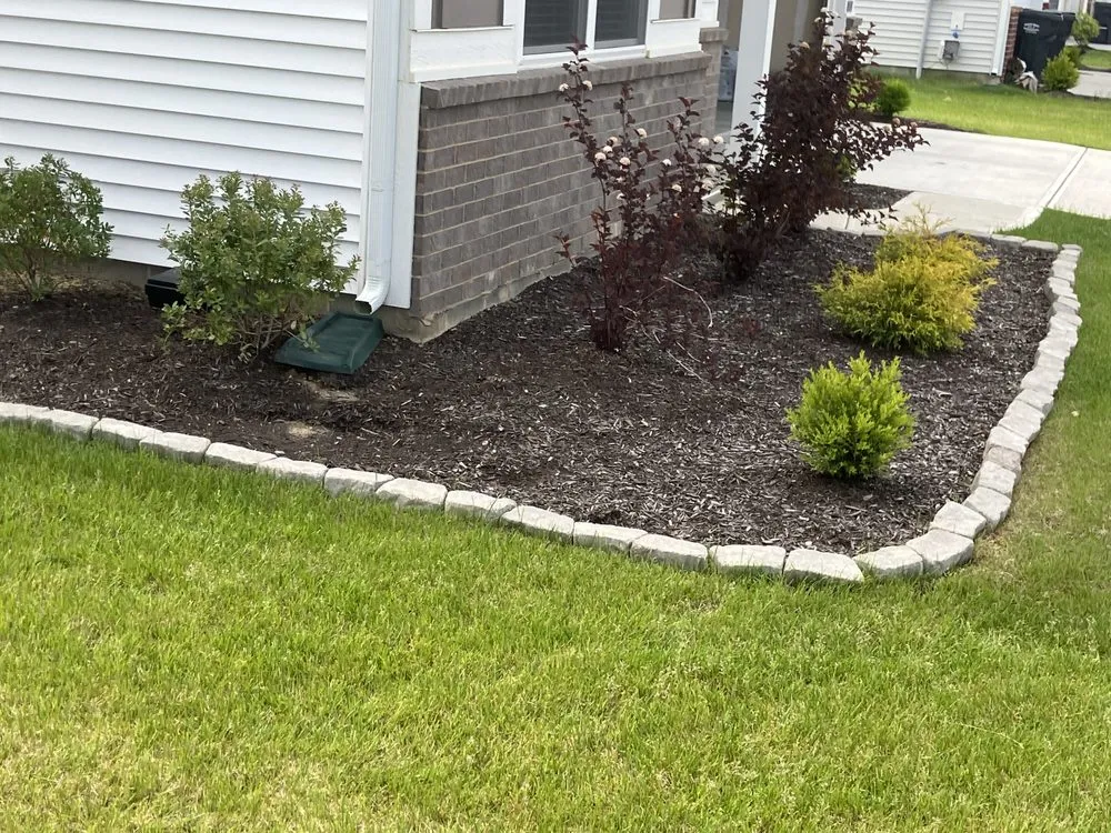 Custom outdoor landscaping for beautiful yards in Noblesville, IN by Horseshoe Lawn and Pool Services