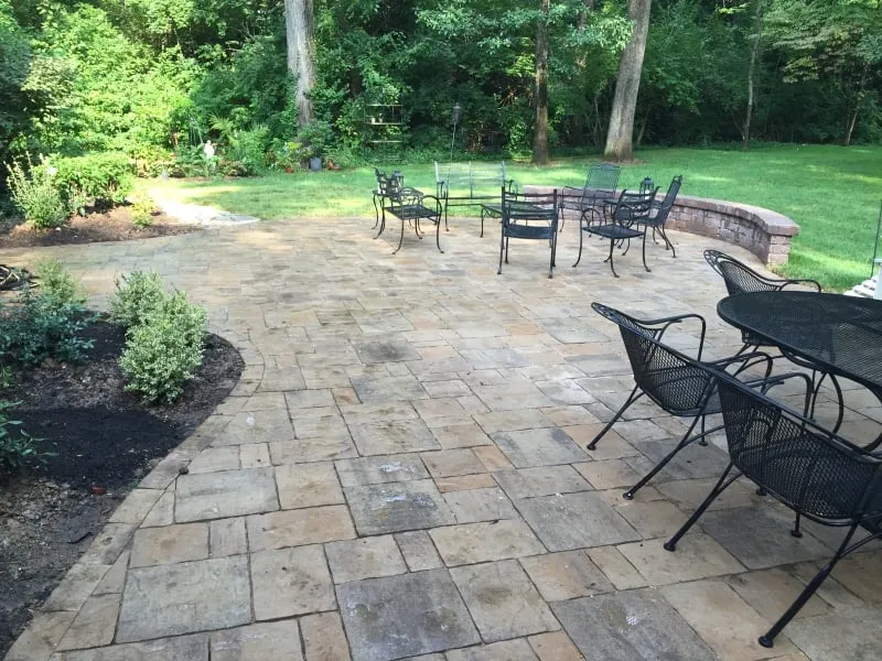 Affordable residential landscaping for residential properties in St. Louis, MO by Horstmann Brothers