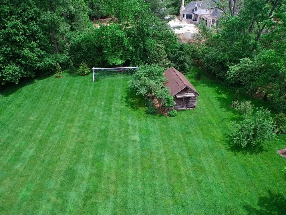 Reliable yard maintenance for beautiful yards across St. Louis, MO - Horstmann Brothers