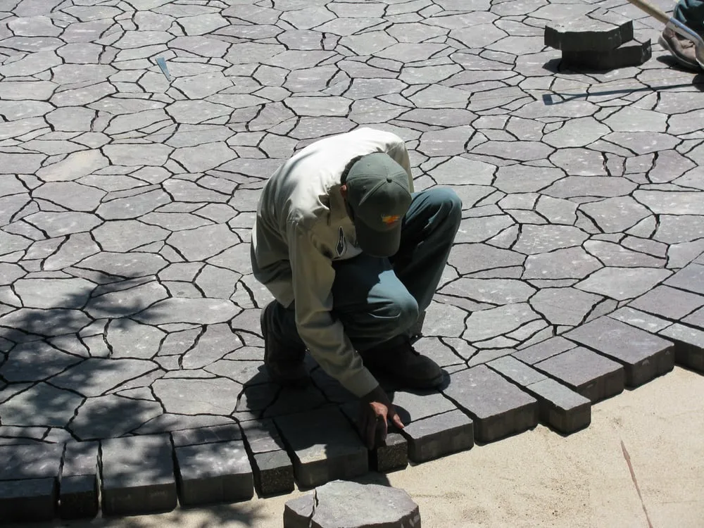 Top-rated landscaping services experts serving St. Louis, MO - Horstmann Brothers