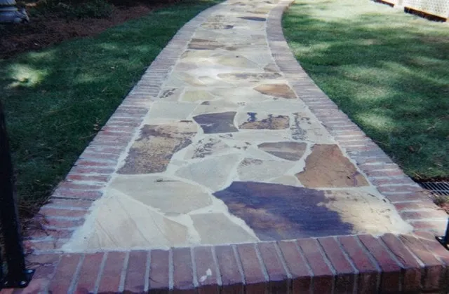 Custom yard cleanup service in Cumming, GA - Horticultural Gardens